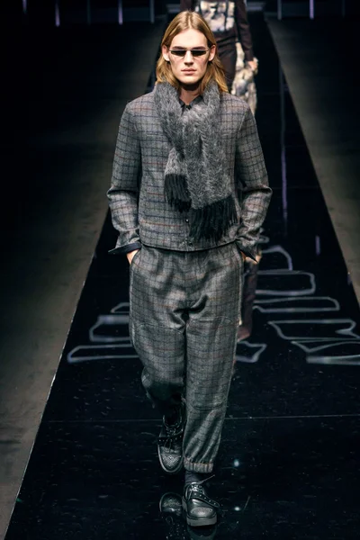 Look 81
